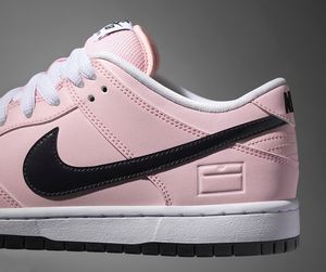 NIKE_SB_DUNK_LOW_ELITE_PINK_BOX_HEEL_BOX.jpg